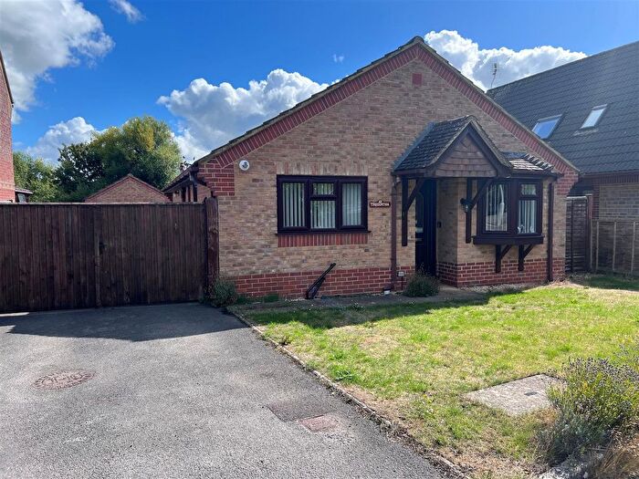 2 Bedroom Detached Bungalow For Sale In Cherryfields, Gillingham, SP8