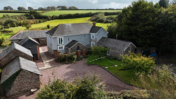 6 Bedroom House For Sale In Langtree, Torrington, EX38