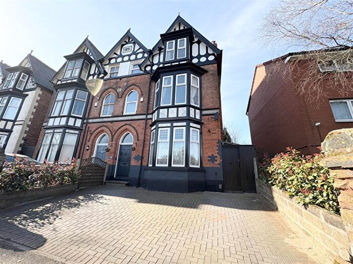 8 Bedroom Semi Detached House For Sale In Alcester Road, Moseley, B13