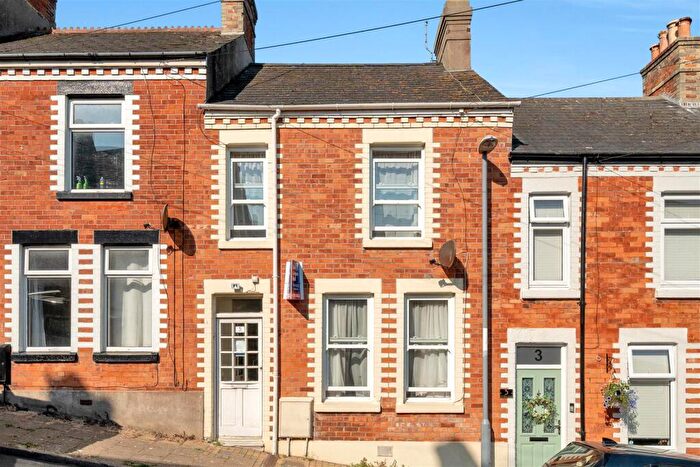 2 Bedroom Terraced House For Sale In St. Pauls Road, Portland, DT5