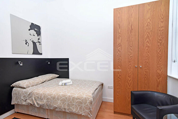 Apartment To Rent In Howitt Road, Belsize Park, NW3