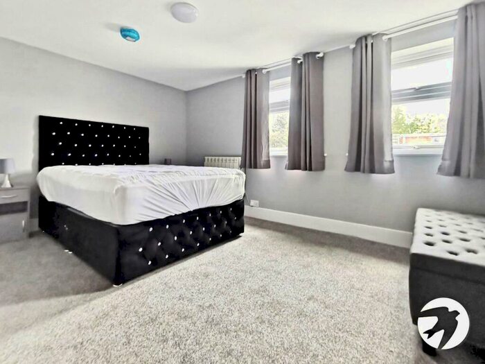 1 Bedroom House To Rent In Collindale Avenue, Erith, DA8