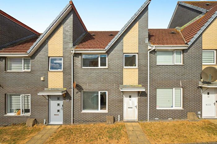 2 Bedroom Terraced House For Sale In Estuary Way, Plymouth, PL5