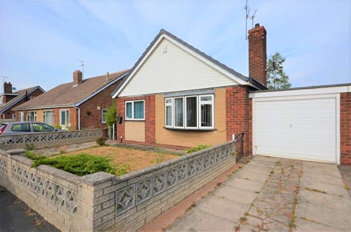 3 Bedroom Bungalow To Rent In Foxdale Avenue, Thorpe Willoughby, YO8