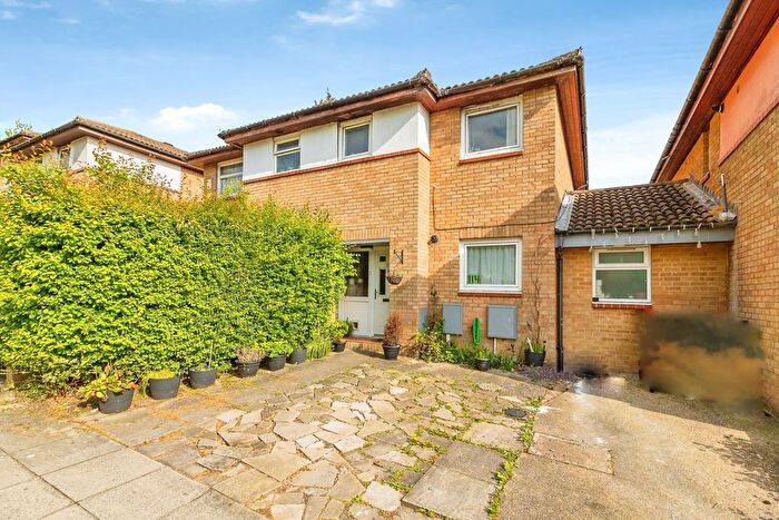 4 Bedroom Detached House For Sale In Bradwell Common Boulevard, Milton Keynes, Buckinghamshire, MK13