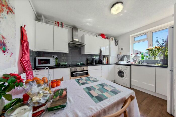 3 Bedroom Flat To Rent In Bridgeway Street, Euston, NW1
