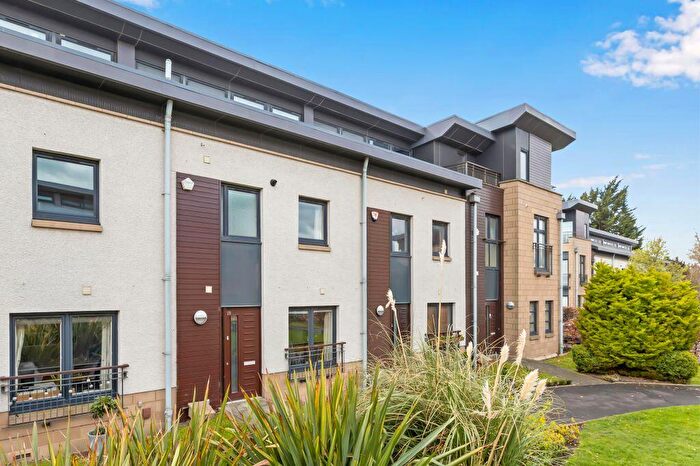 3 Bedroom Town House For Sale In East Pilton Farm Wynd, Fettes, Edinburgh, EH5