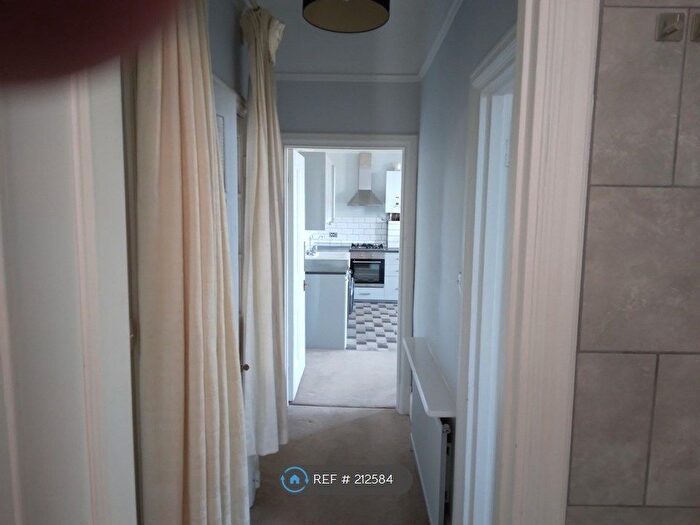 1 Bedroom Flat To Rent In Crouch End, London, N8