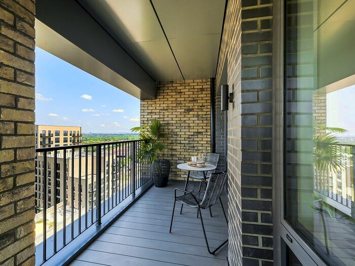 2 Bedroom Flat To Rent In Uncle Southall, Merrick Road, Southall, Middlesex, UB2