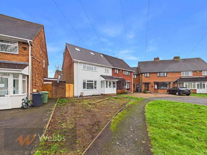 5 Bedroom Semi Detached House For Sale In Drake Road, Walsall, WS3