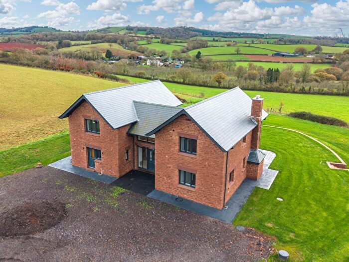 4 Bedroom Property To Rent In Cheriton Fitzpaine, Crediton, EX17