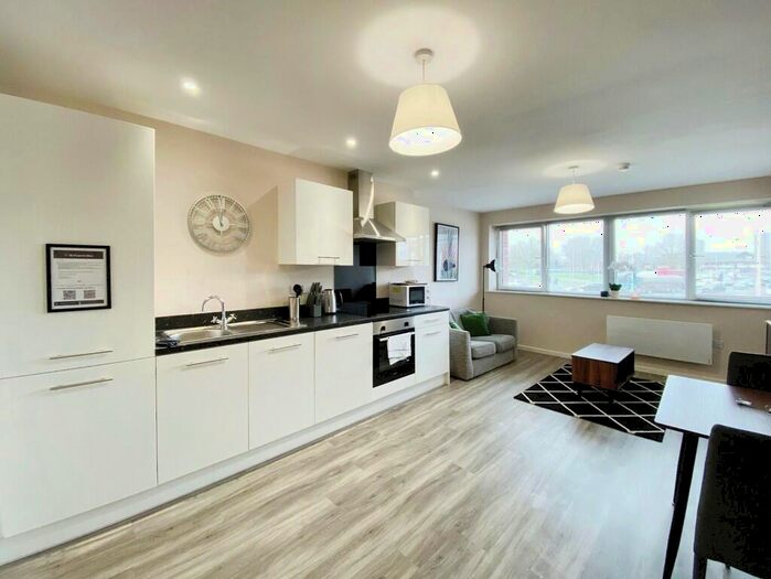 1 Bedroom Apartment To Rent In Westwood House, Goodiers Drive, M5