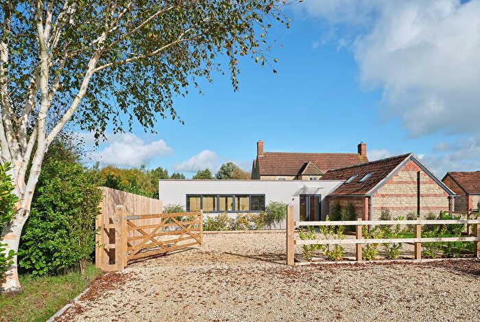 3 Bedroom Barn Conversion For Sale In Court Farm, West Woodlands, Frome, BA11