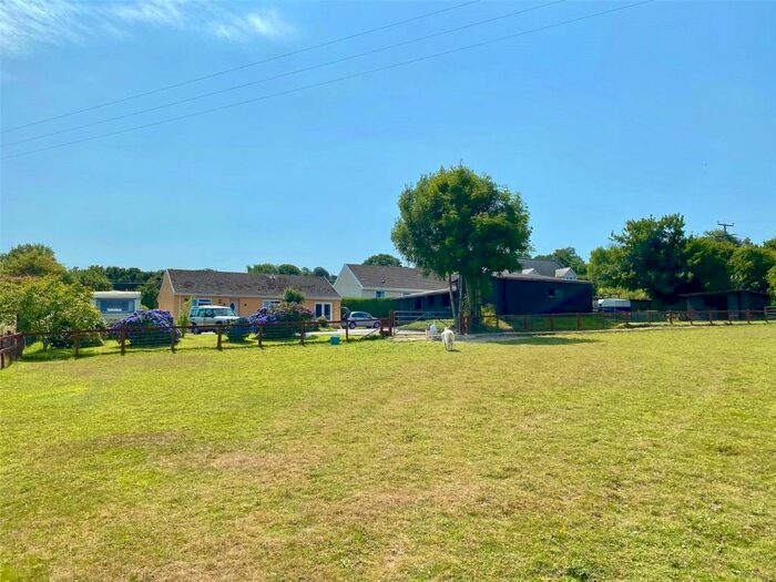 3 Bedroom Bungalow For Sale In Rhoshill, Cardigan, Pembrokeshire, SA43