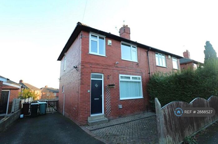 3 Bedroom Semi-Detached House To Rent In Wooler Avenue, Leeds, LS11