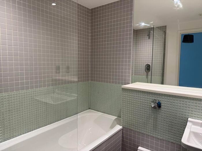 2 Bedroom Apartment To Rent In Manor Mills, Leeds City Centre, LS11
