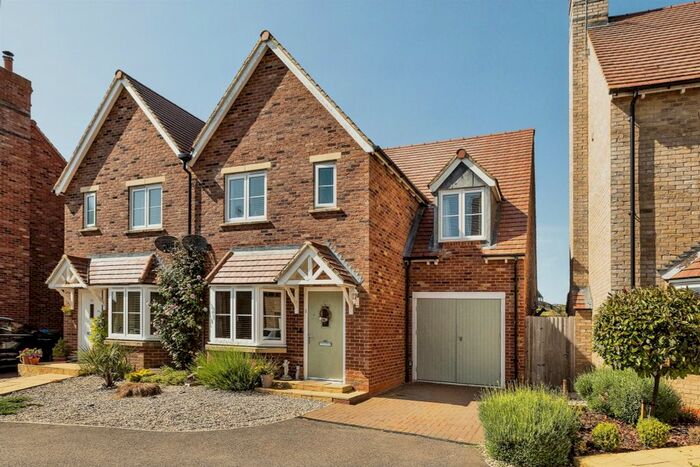 3 Bedroom Semi-Detached House For Sale In Mill Lane, Westbury, Brackley, NN13