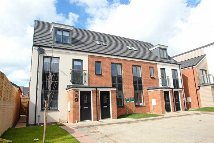 3 Bedroom House To Rent In Greville Gardens, Brunton Grange, Gosforth, NE13