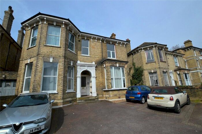 2 Bedroom Flat To Rent In Rosebank, Anerley Park, London, SE20