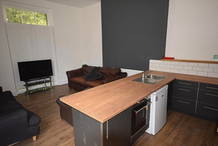 8 Bedroom House To Rent In Upper Parliament Street**, Liverpool, L8