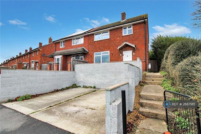 3 Bedroom Semi-Detached House To Rent In Westbury Road, Swindon, SN2