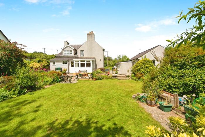 4 Bedroom Detached House For Sale In Marianglas, Isle Of Anglesey, LL73