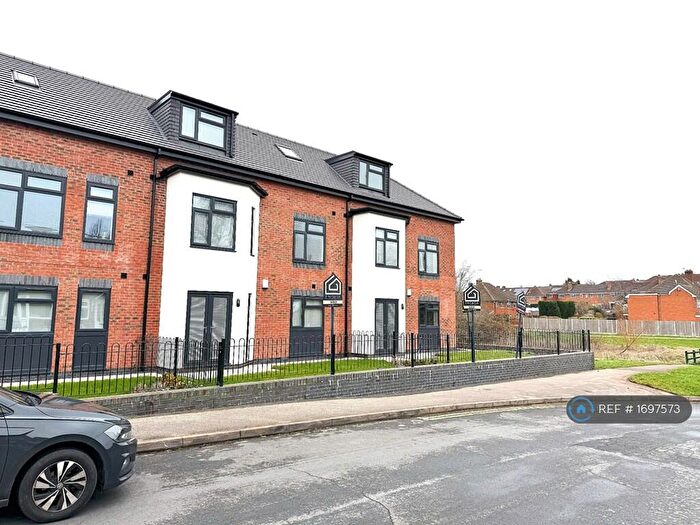 2 Bedroom Flat To Rent In Parkside Manor, Solihull, B92
