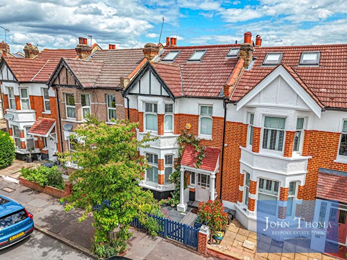 4 Bedroom Terraced House For Sale In Orford Road, South Woodford, E18