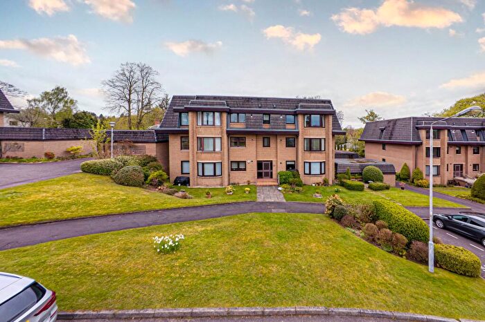 2 Bedroom Apartment For Sale In St. Germains, Bearsden, G61