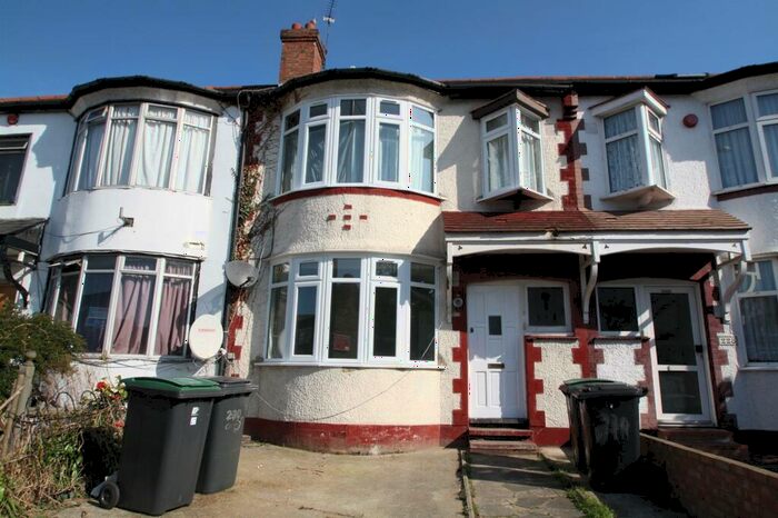 1 Bedroom Flat To Rent In West Green Road, Tottenham, London, N15