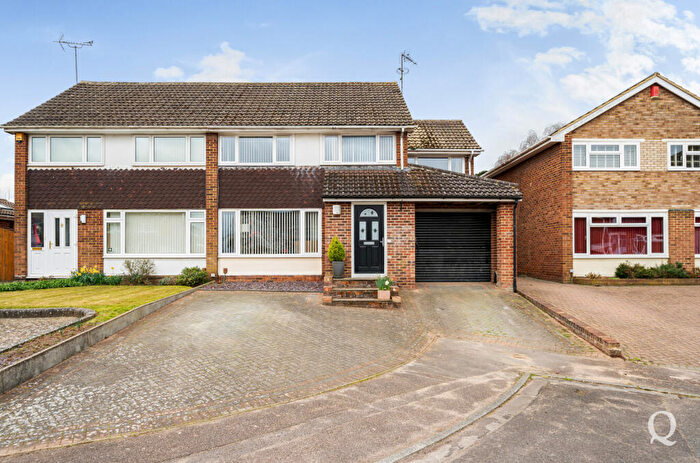 4 Bedroom Semi-Detached House For Sale In Crossways, Sittingbourne, Kent, ME10