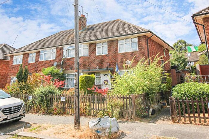 2 Bedroom Maisonette For Sale In - Cora Road, Kettering, NN16
