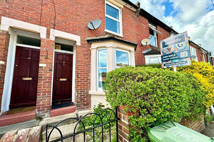 3 Bedroom Terraced House For Sale In Northcote Road, Southampton, SO17