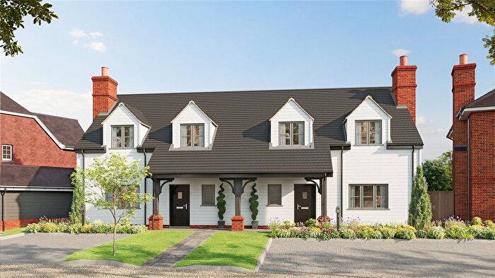 3 Bedroom Semi-Detached House For Sale In Chiddingfold Road, Dunsfold, GU8