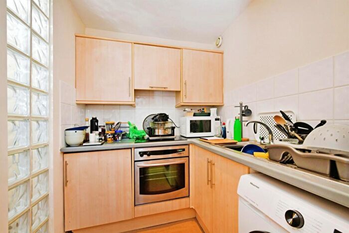 Studio For Sale In Regent Street, Plymouth, PL4
