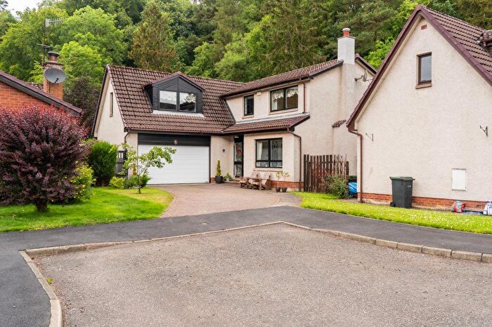 4 Bedroom Detached House For Sale In Lyne Park, West Linton, Borders, EH46