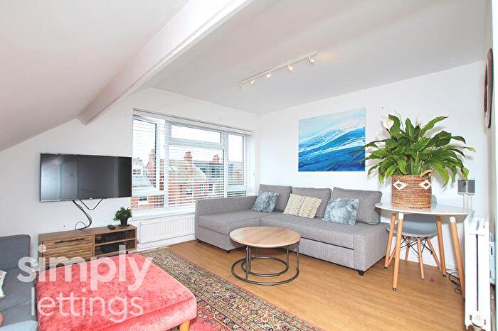 1 Bedroom Flat To Rent In Modena Road, Hove, BN3
