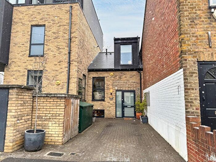 3 Bedroom Terraced House For Sale In Grange Road, London, E13