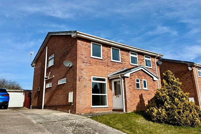 2 Bedroom Semi Detached House To Rent In Tan Y Bryn, Pwllglas, Ruthin, LL15