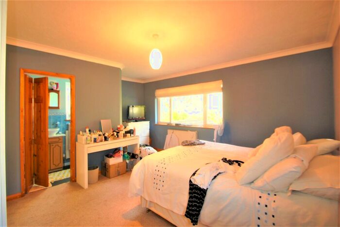 5 Bedroom House To Rent In Elm Tree Walk, BH22