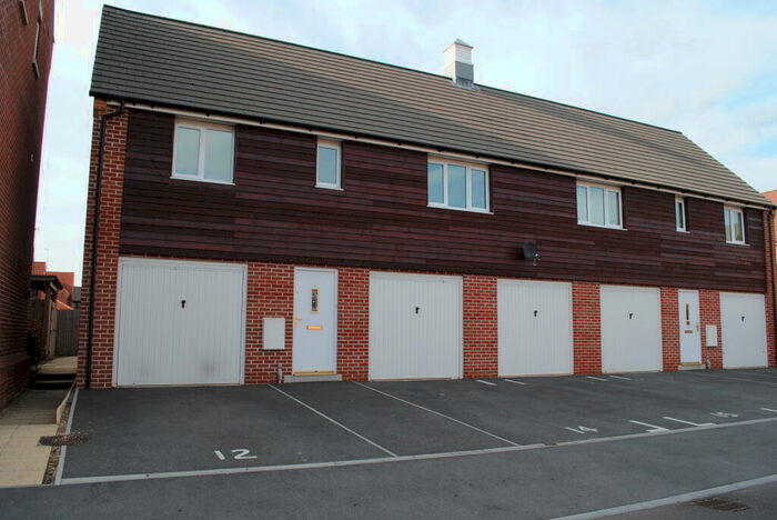 1 Bedroom Flat To Rent In Fulford Road, North Baddesley, SO52