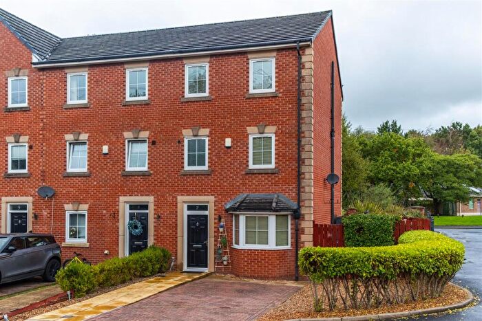 4 Bedroom End Of Terrace House For Sale In Tramway Lane, Bamber Bridge, Preston, PR5
