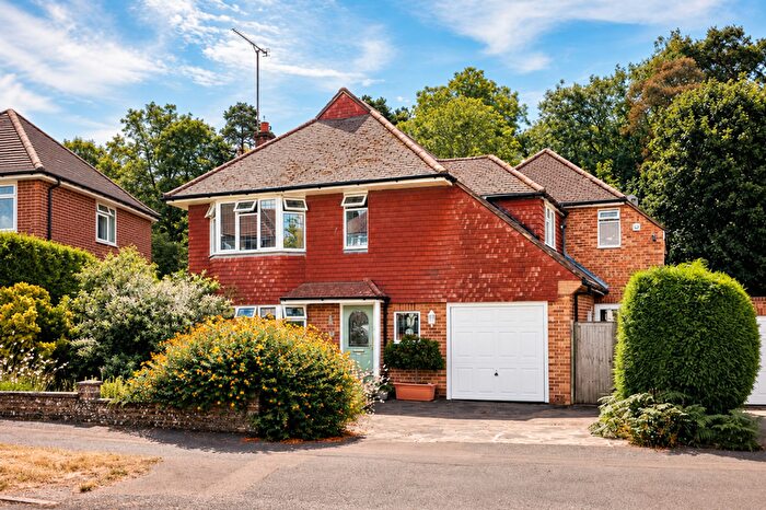 5 Bedroom Detached House For Sale In Blount Avenue, East Grinstead, RH19