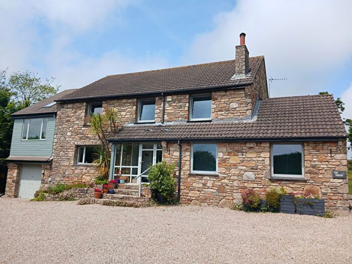 5 Bedroom Detached House To Rent In Rosehill, Penzance, TR20