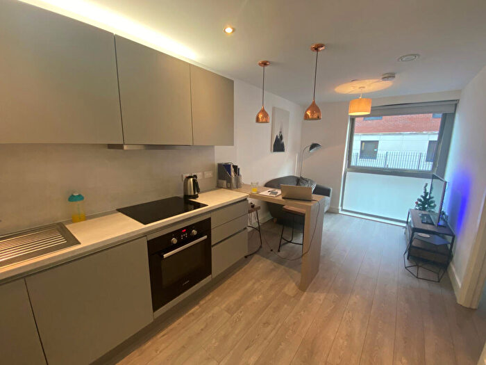 1 Bedroom Apartment To Rent In Henry Street, Sheffield, South Yorkshire, S3