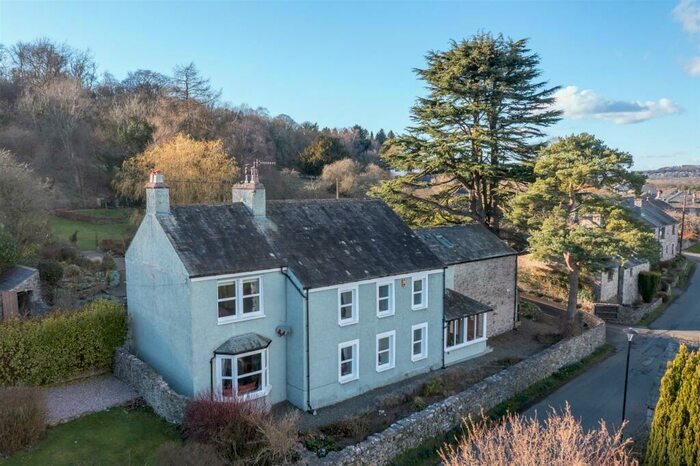 4 Bedroom Detached House For Sale In Redbank House, Silverdale Road, Yealand Redmayne, LA5