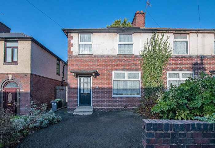 2 Bedroom Semi Detached House For Sale In Oak Road, West Bromwich, B70