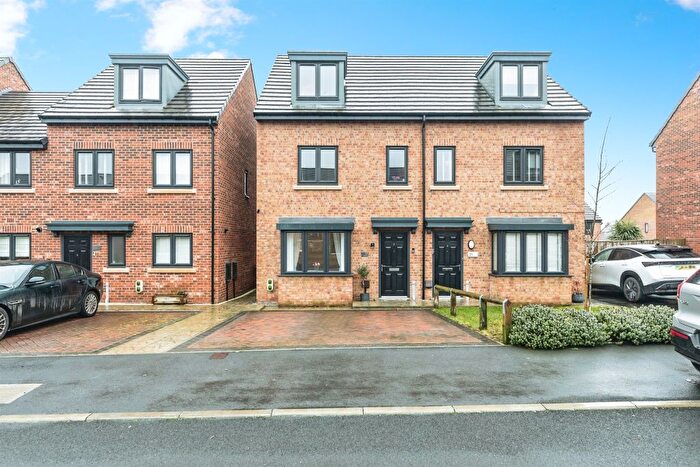 3 Bedroom Property For Sale In Keepers Rise, Hemsworth, Pontefract, WF9