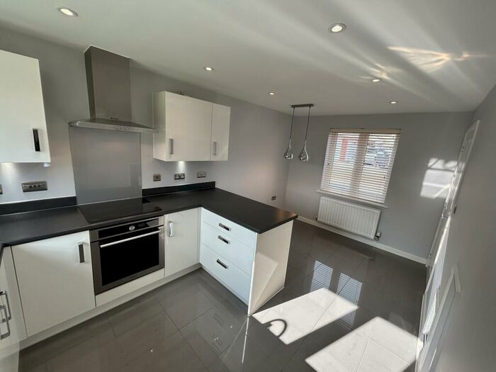 3 Bedroom Detached House To Rent In Farm Park Cranbrook, EX5