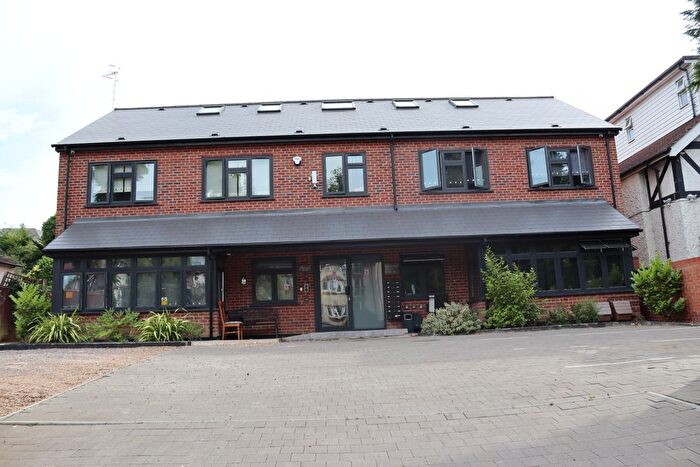 2 Bedroom Flat To Rent In Banstead Road, Purley, CR8